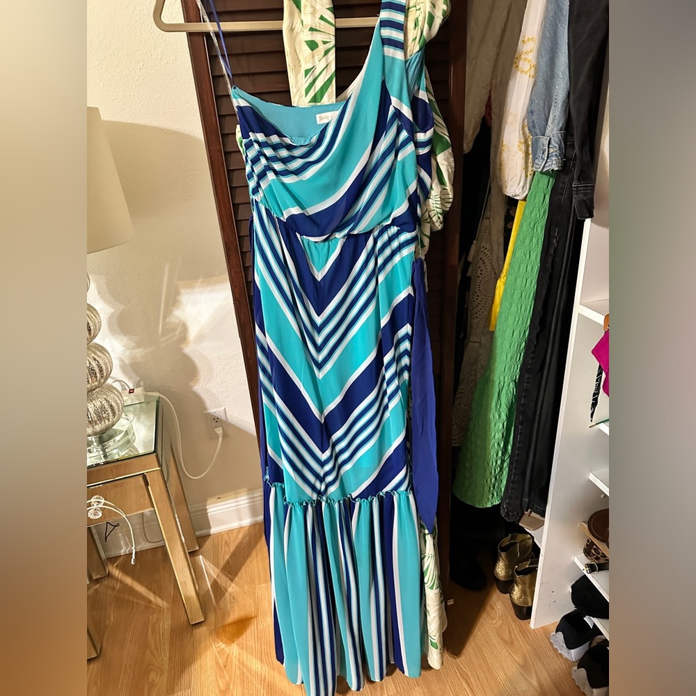Asymmetrical maxi dress with waist tie